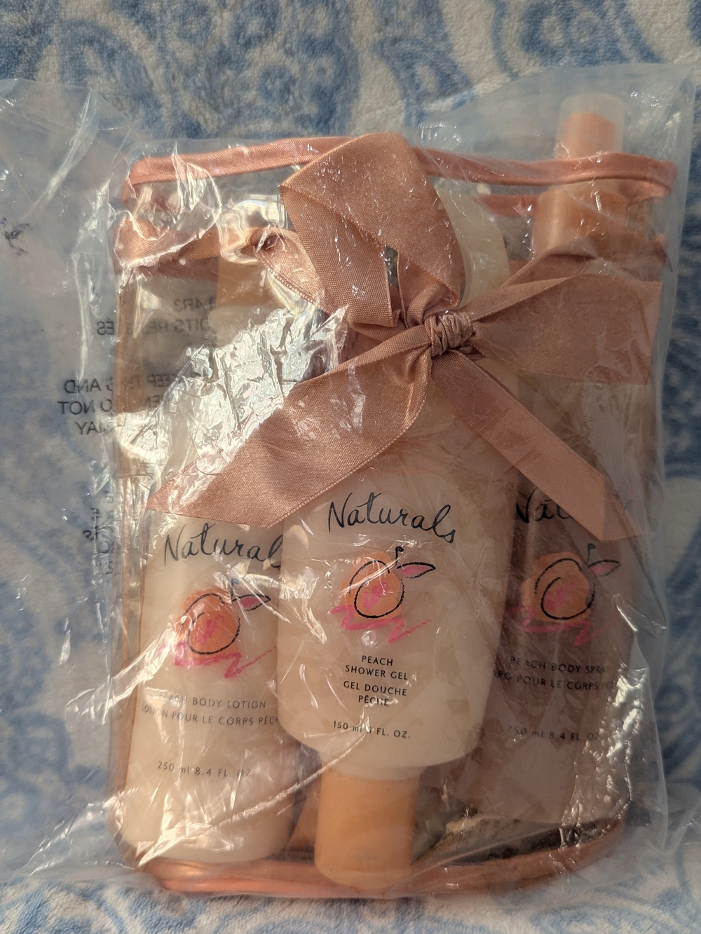 Avon Peach Bath & Body Trio in Peach and Pink